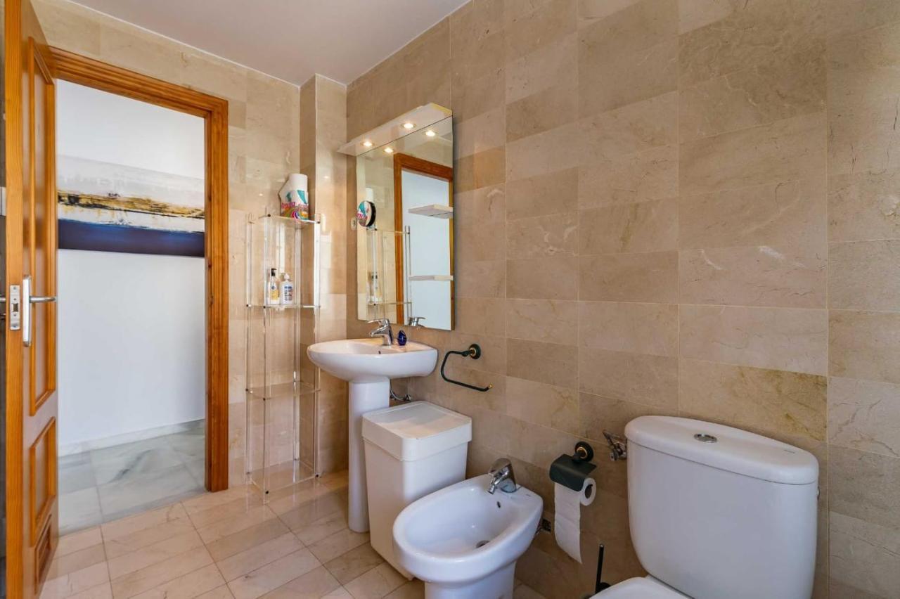 Fuengirola Los Boliches Paseo Maritimo Rey De Espana Esquina Lope De Vega 1 Dormitorio Mas Sofa Cama Salon Mas Cama Supletoria Екстер'єр фото