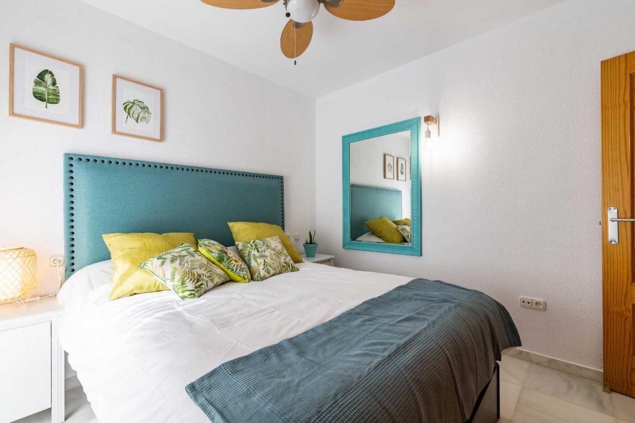Fuengirola Los Boliches Paseo Maritimo Rey De Espana Esquina Lope De Vega 1 Dormitorio Mas Sofa Cama Salon Mas Cama Supletoria Екстер'єр фото